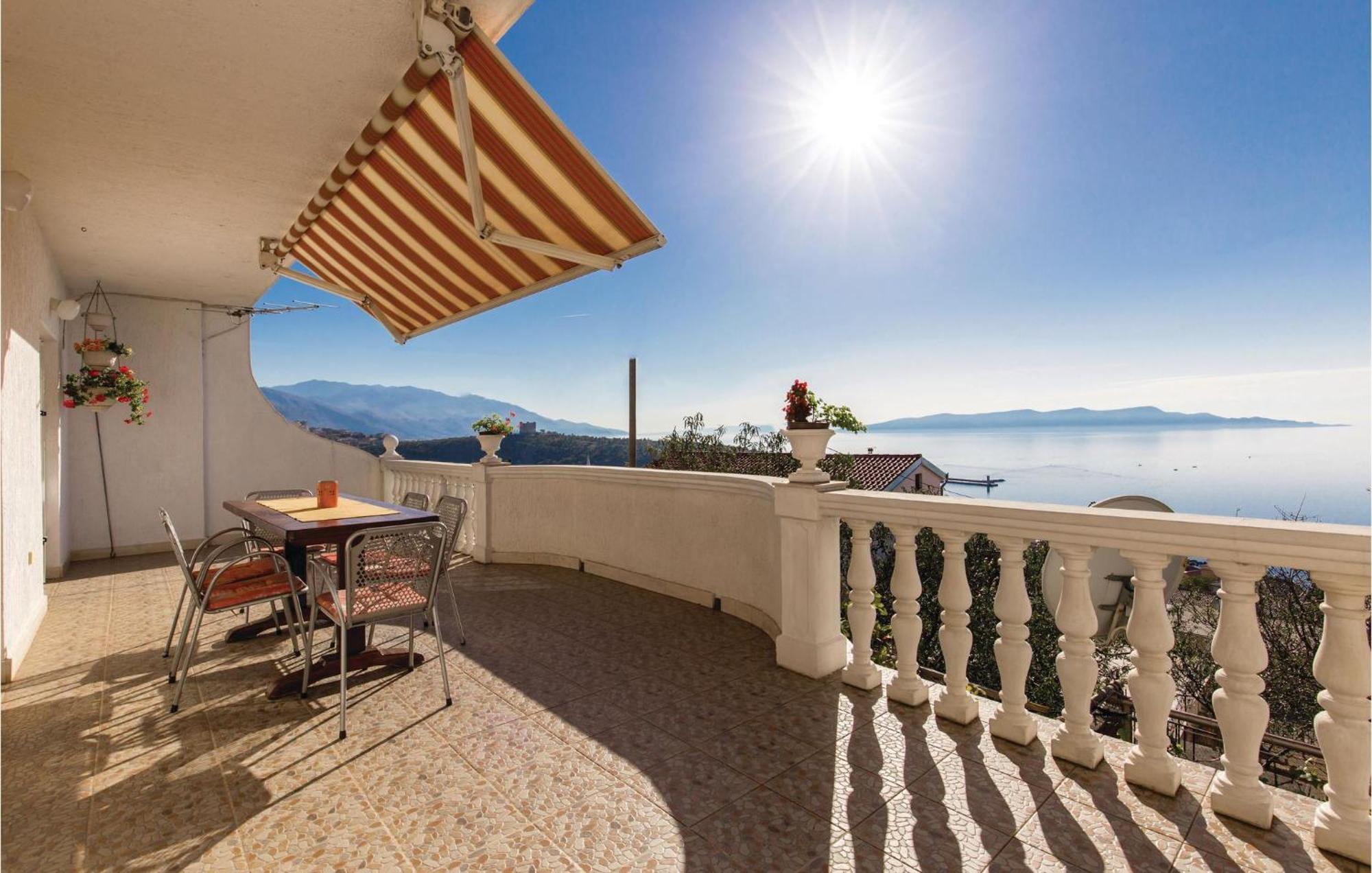 Nice Apartment In Senj With Ethernet Internet Екстер'єр фото