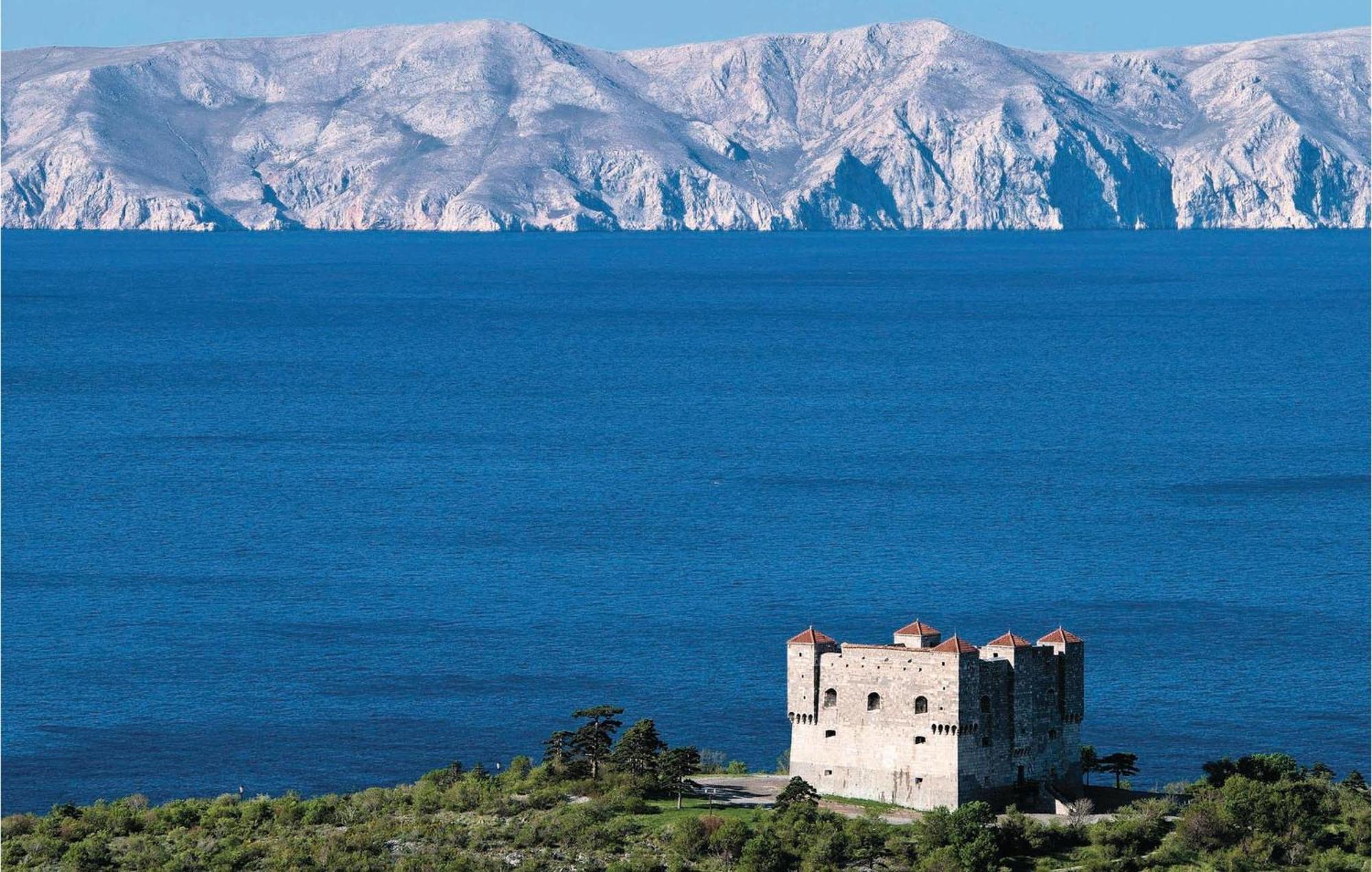 Nice Apartment In Senj With Ethernet Internet Екстер'єр фото